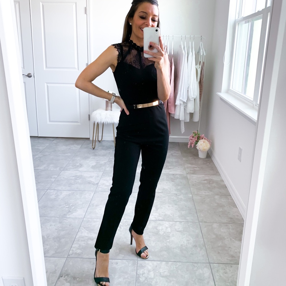Black Sleeveless Contrast Lace Cocktail Jumpsuit - Picture 12 of 13